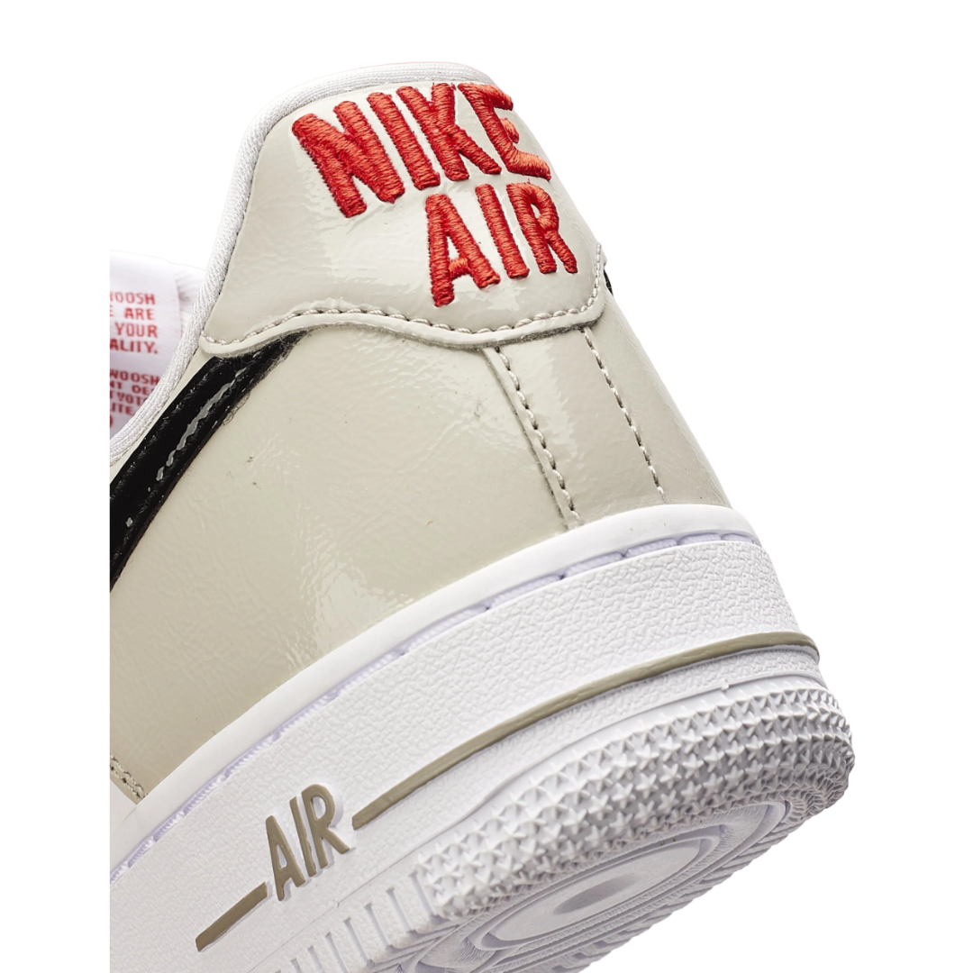 NIKE AIR FORCE 1 LOW LIGTH IRON ORE (WOMEN´S)