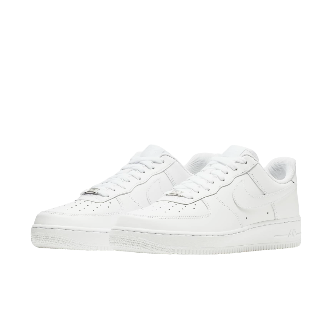 NIKE AIR FORCE 1 LOW TRIPLE WHITE