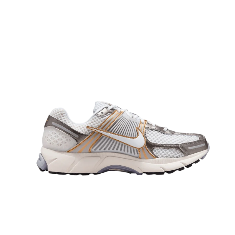 NIKE VOMERO 5