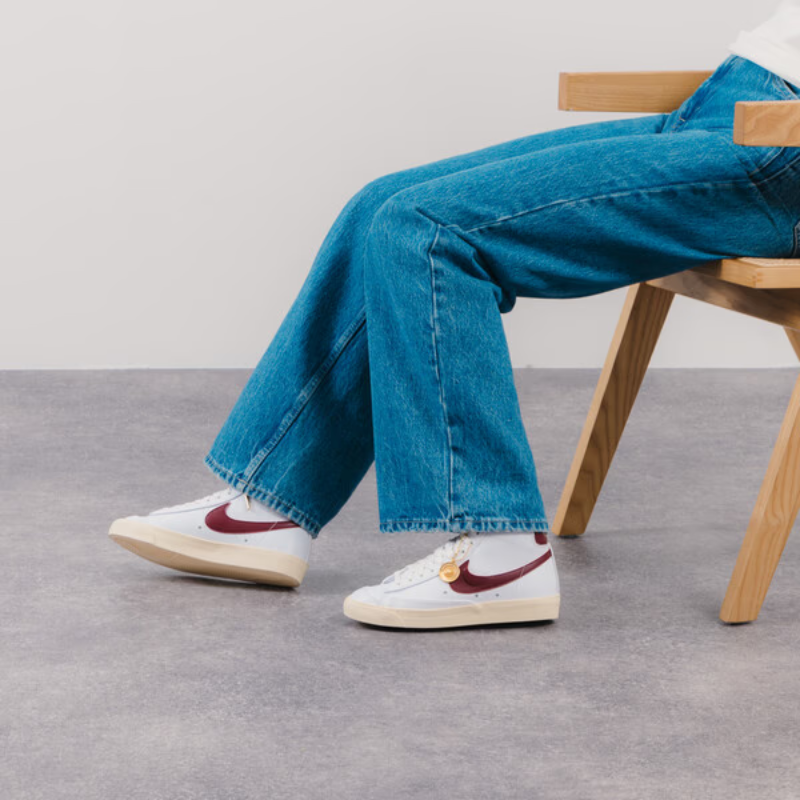 NIKE BLAZER MID '77 SE HANG TAG HOLSTER