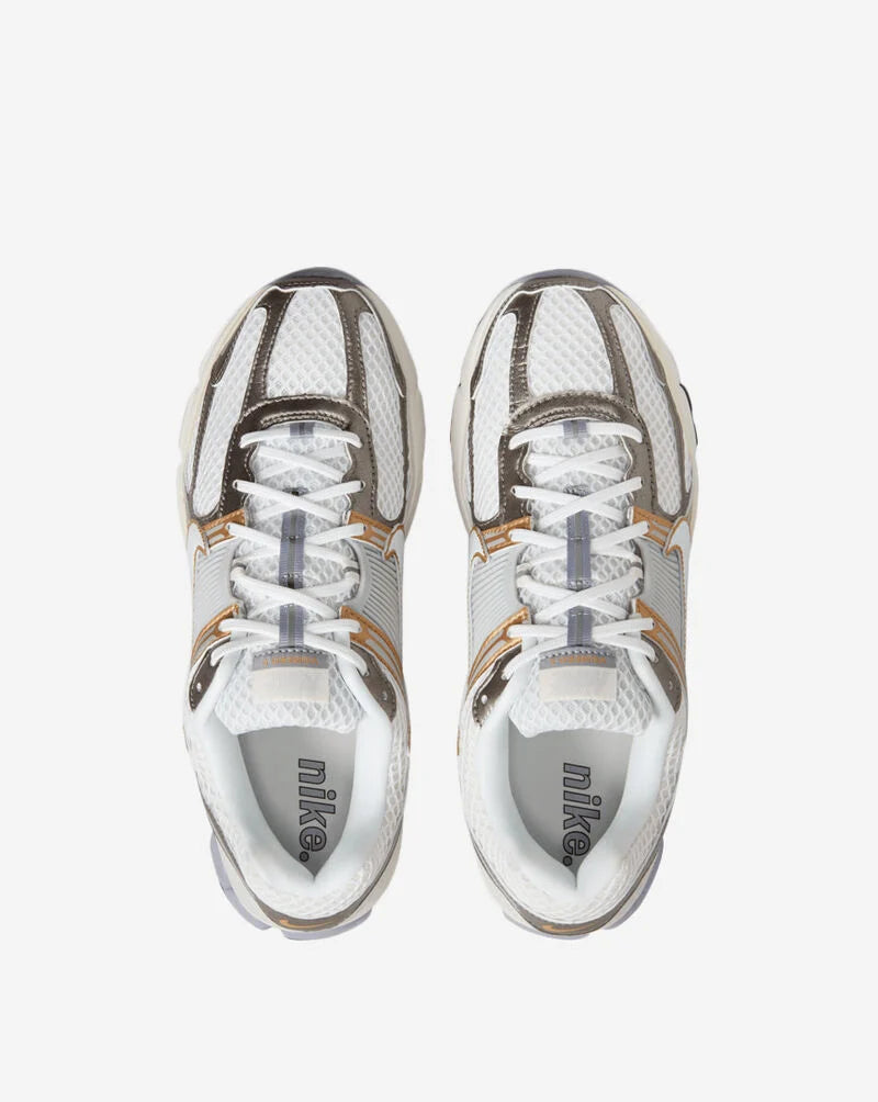 NIKE VOMERO 5