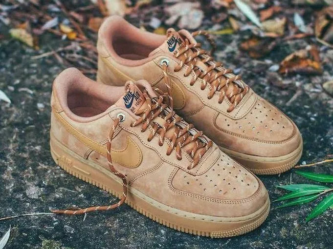 NIKE AIR FORCE 1 LOW FLAX