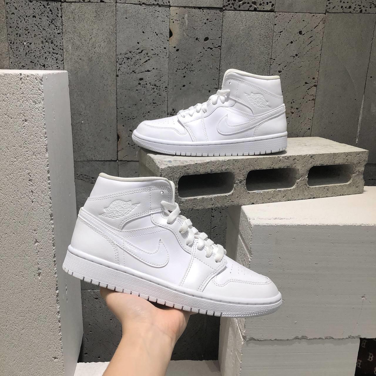 AIR JORDAN 1 MID TRIPLE WHITE WOMEN'S